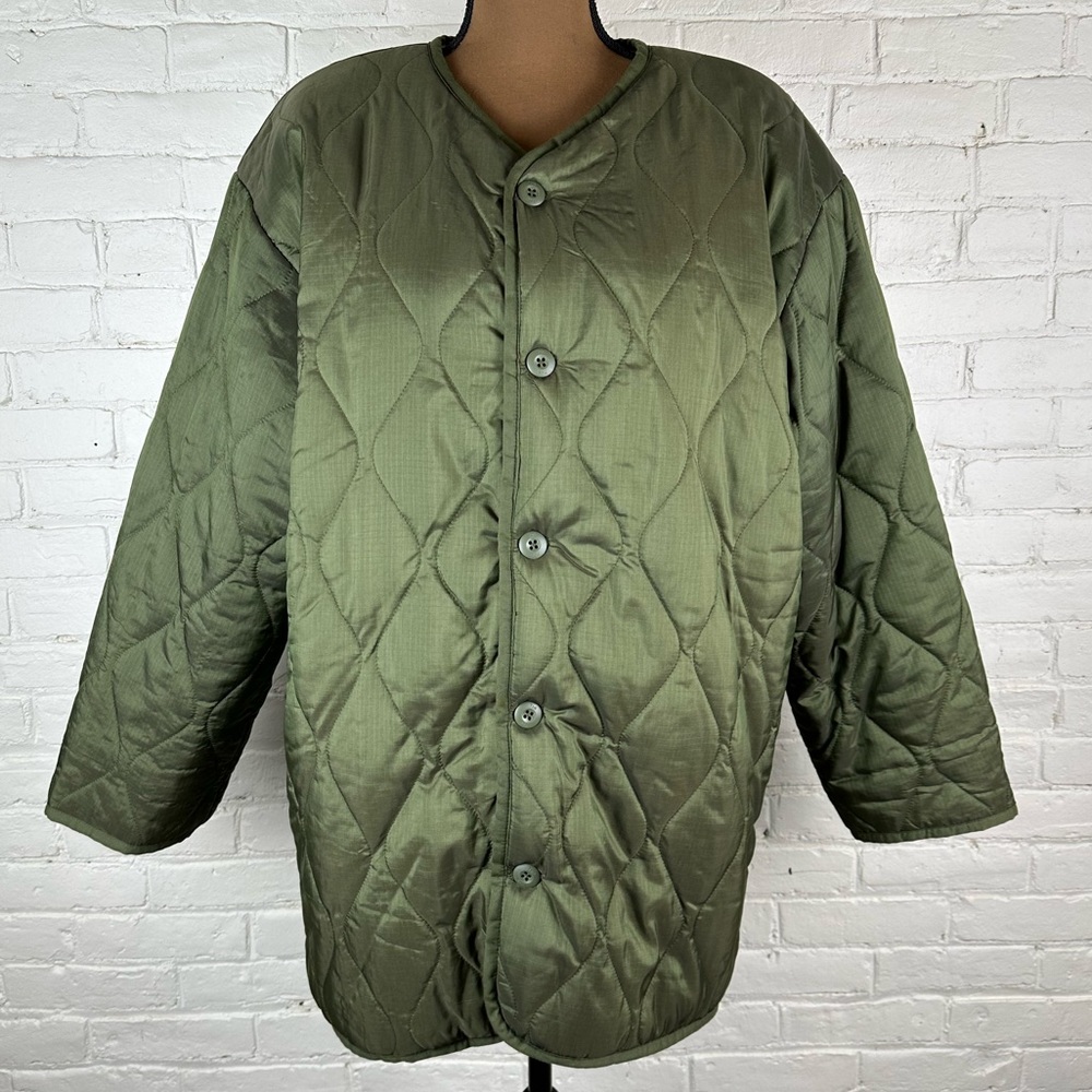 Aritzia Tna Pratt Quilted Jacket Fatigue Green Puffer… Gem